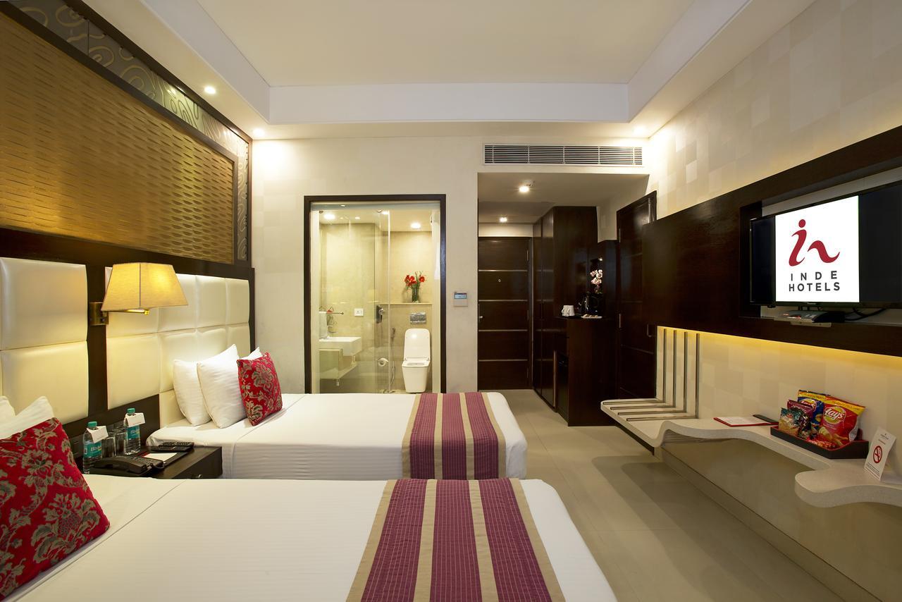 Inde Hotel Chattarpur Nova Deli Exterior foto