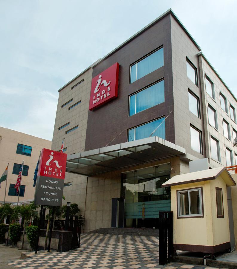 Inde Hotel Chattarpur Nova Deli Exterior foto